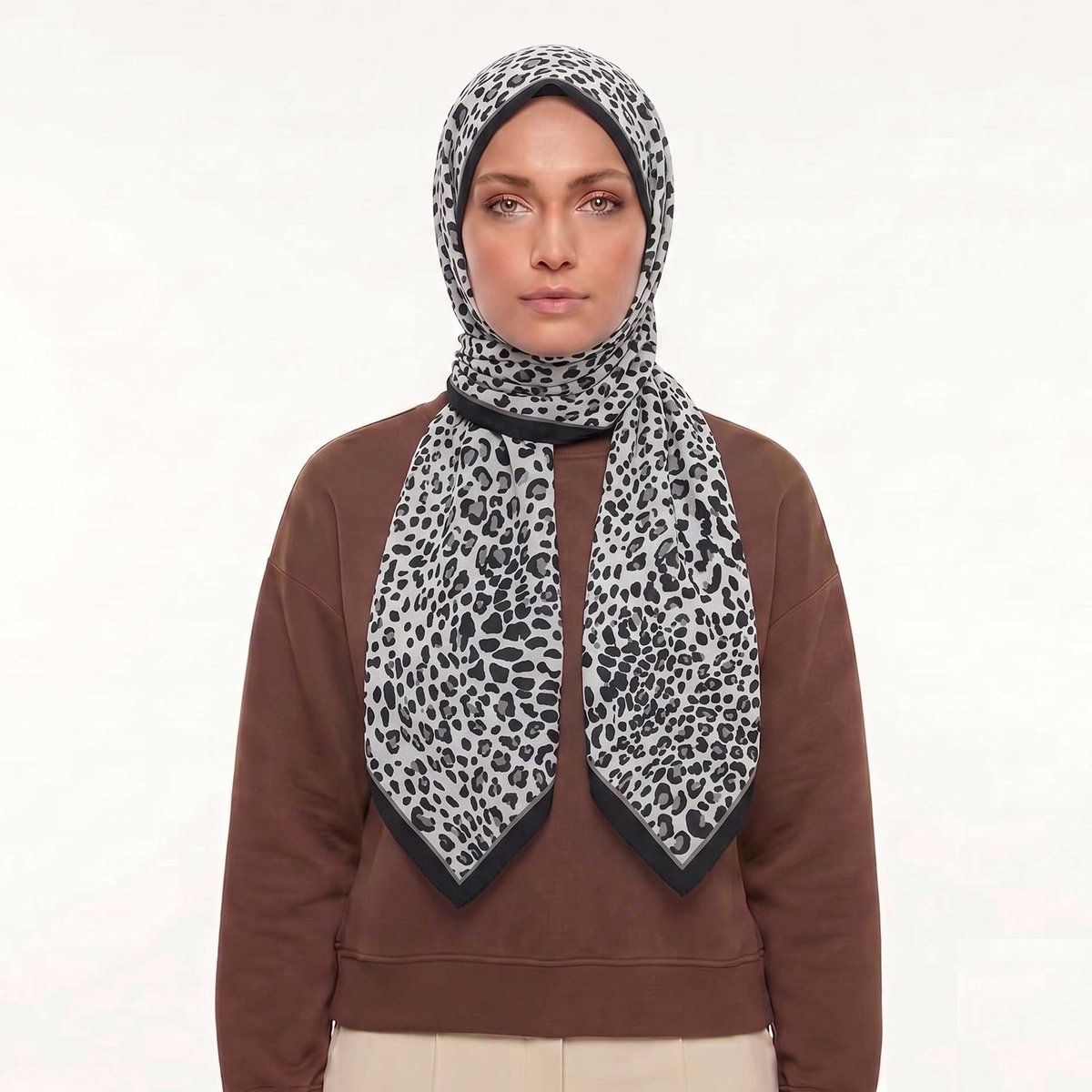 Mısırlı Eşarp - Leopar Krep Eşarp - Desen 04