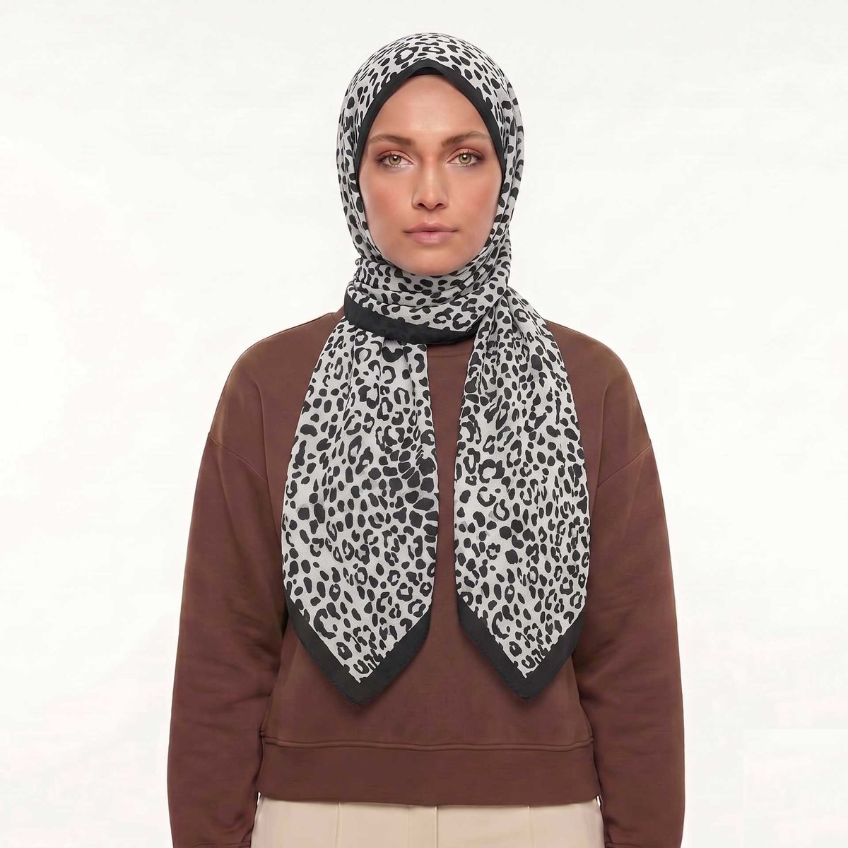 Mısırlı Eşarp - Leopar Krep Eşarp - Desen 08